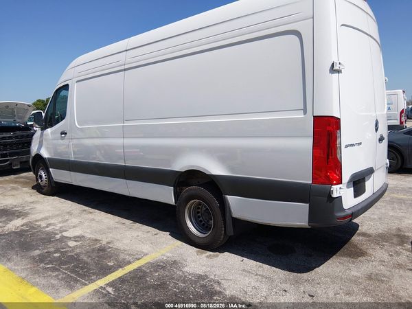 2024 MERCEDES-BENZ SPRINTER 3500