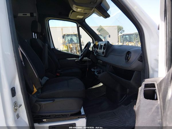 2024 MERCEDES-BENZ SPRINTER 3500
