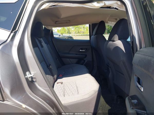 2026 NISSAN KICKS SV — I8