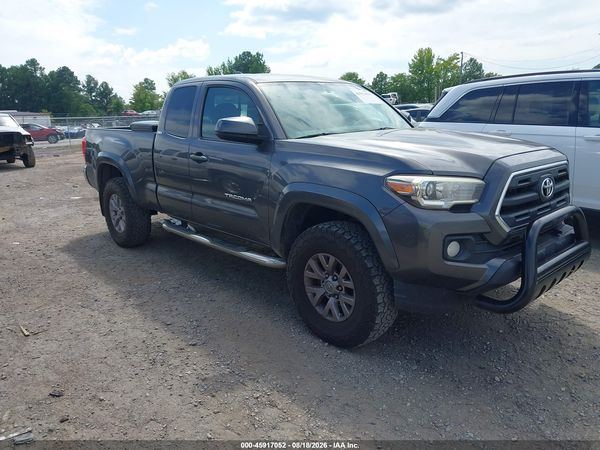 2016 TOYOTA TACOMA SR5