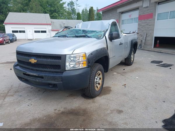 2013 CHEVROLET SILVERADO 1500 — I2