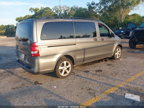 2016 MERCEDES-BENZ METRIS