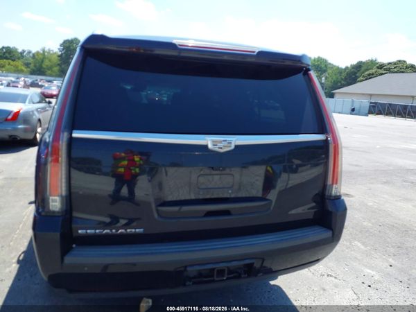 2017 CADILLAC ESCALADE ESV LUXURY
