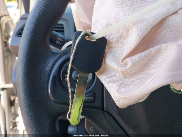 2016 HONDA CR-V LX — I11