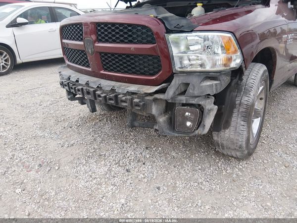 2016 RAM 1500 ST — I6