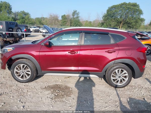 2017 HYUNDAI TUCSON SE