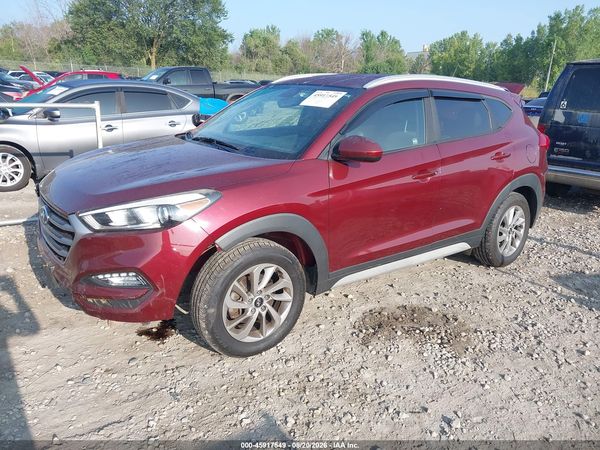 2017 HYUNDAI TUCSON SE