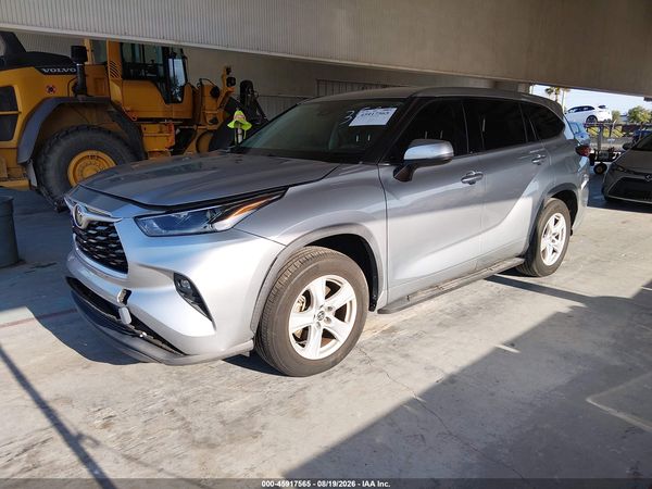 2021 TOYOTA HIGHLANDER LE