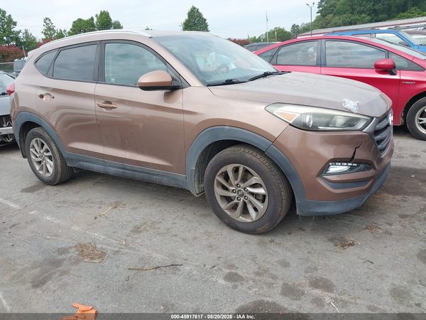 2016 HYUNDAI TUCSON SE