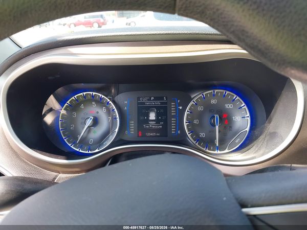 2017 CHRYSLER PACIFICA TOURING — I7