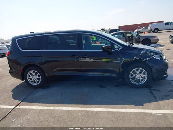 2017 CHRYSLER PACIFICA TOURING — I116