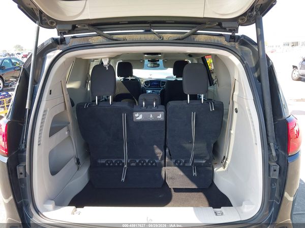 2017 CHRYSLER PACIFICA TOURING — I153