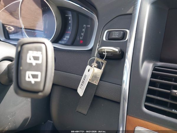 2017 VOLVO XC60 T6 INSCRIPTION