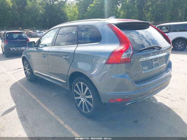 2017 VOLVO XC60 T6 INSCRIPTION