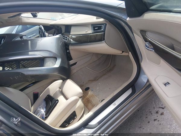 2012 BMW 750LI