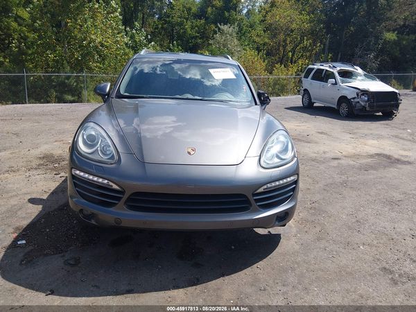 2012 PORSCHE CAYENNE