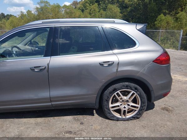 2012 PORSCHE CAYENNE