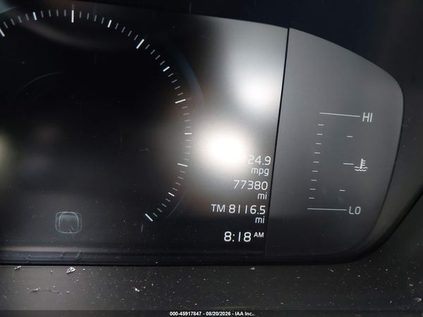 2018 VOLVO XC90 T5 MOMENTUM