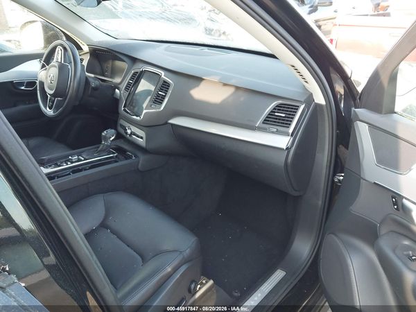 2018 VOLVO XC90 T5 MOMENTUM