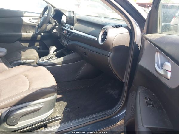 2024 KIA FORTE LX