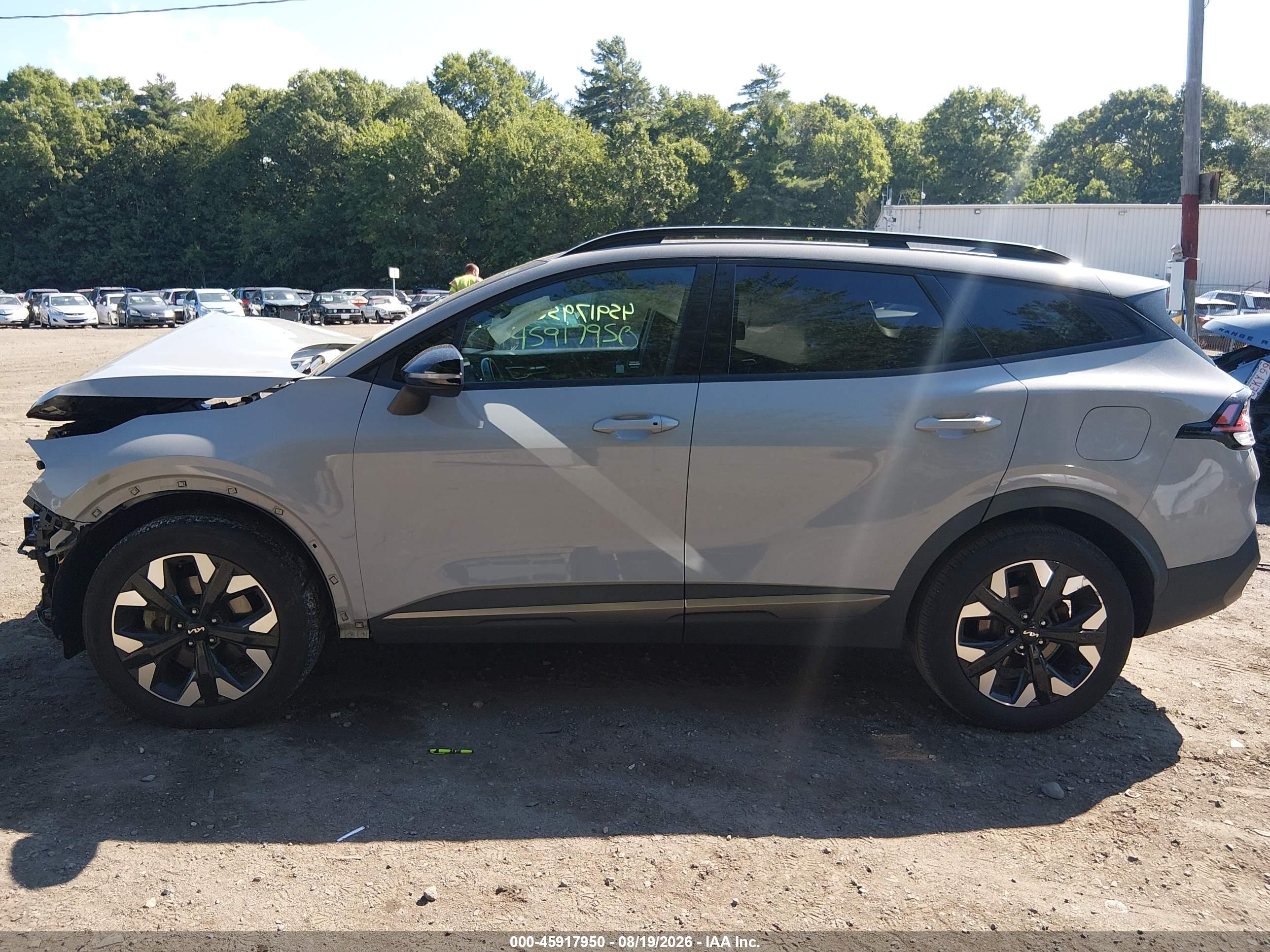 2023 KIA SPORTAGE X-LINE