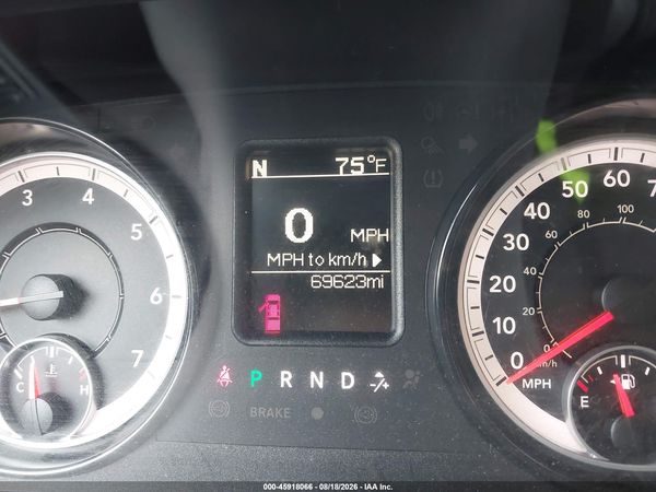 2017 RAM 1500 TRADESMAN  4X4 6'4 BOX — I118
