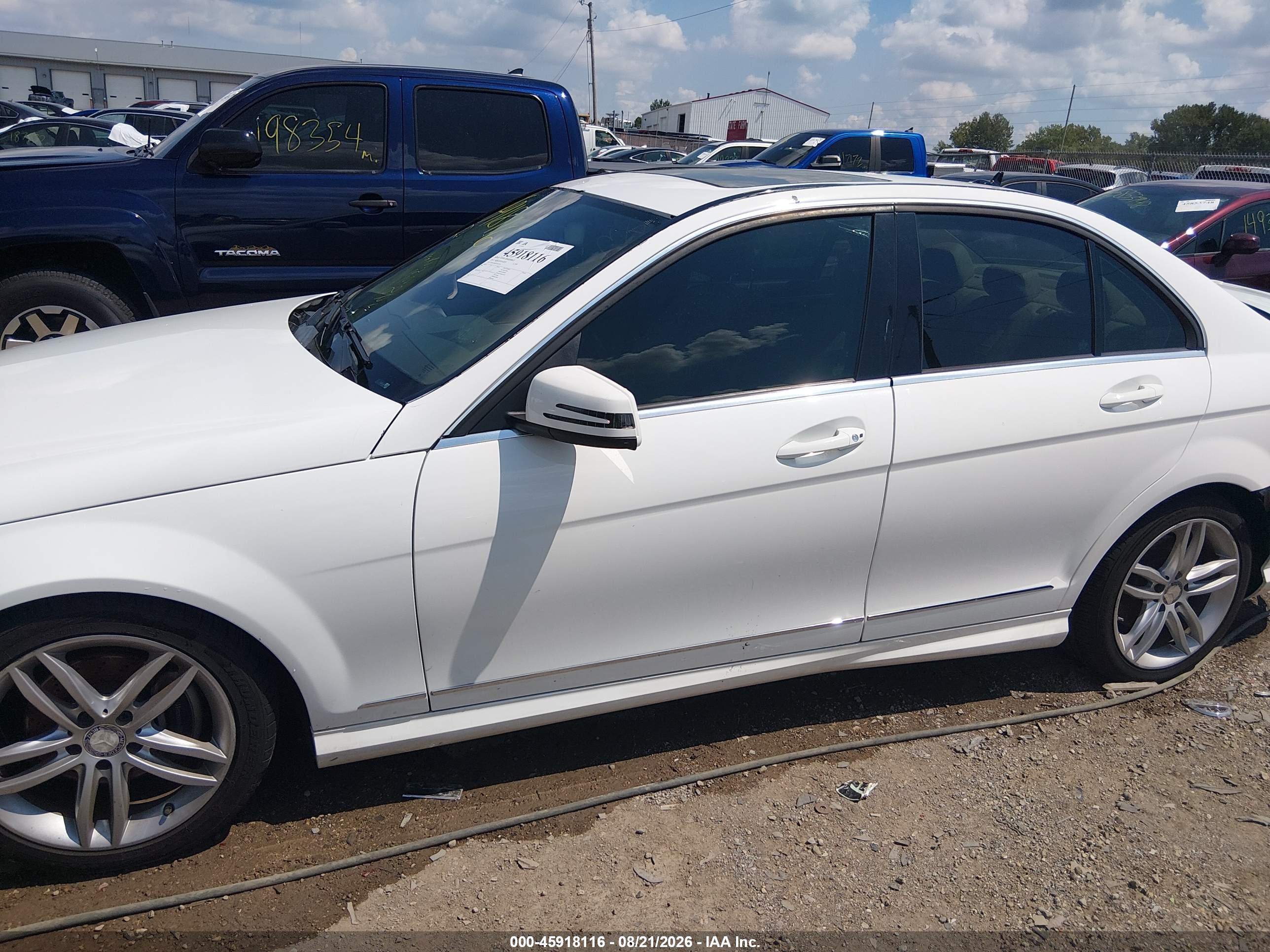 2014 MERCEDES-BENZ C 250 SPORT