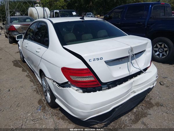2014 MERCEDES-BENZ C 250 SPORT