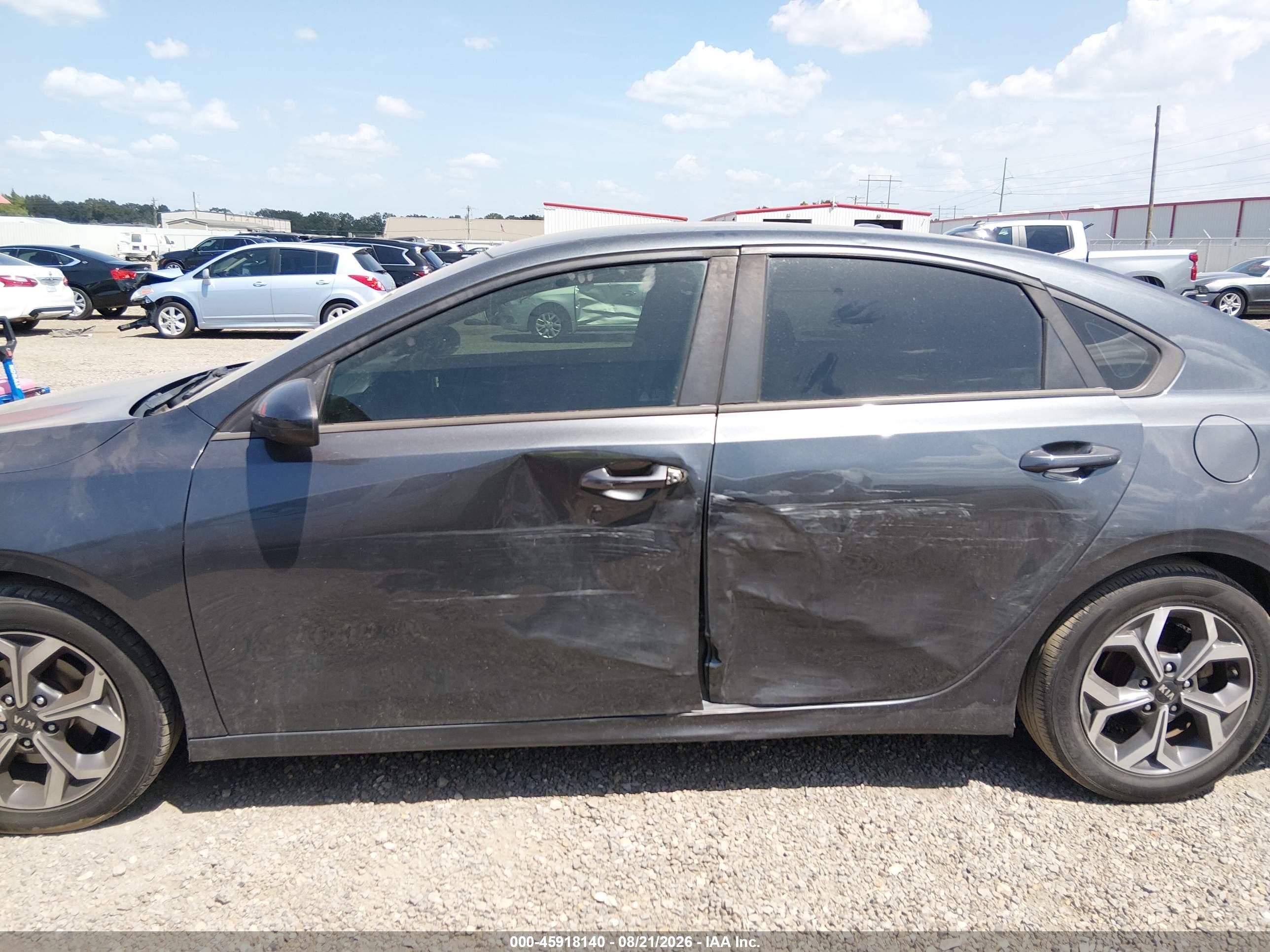 2019 KIA FORTE LXS