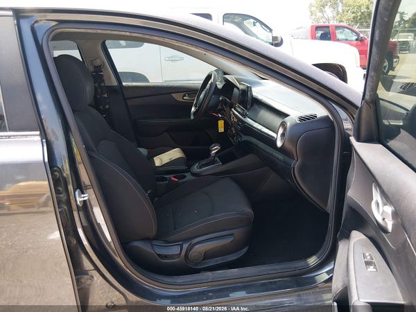 2019 KIA FORTE LXS