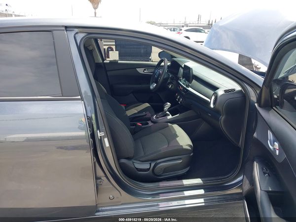 2024 KIA FORTE LX