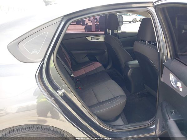 2024 KIA FORTE LX