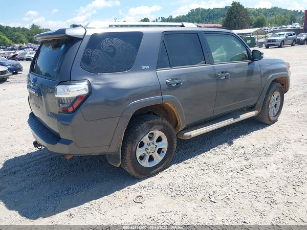 2018 TOYOTA 4RUNNER SR5 PREMIUM