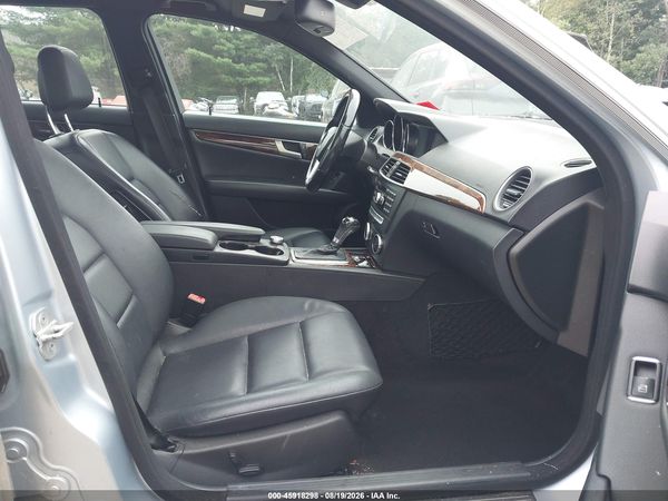 2013 MERCEDES-BENZ C 300 SPORT 4MATIC