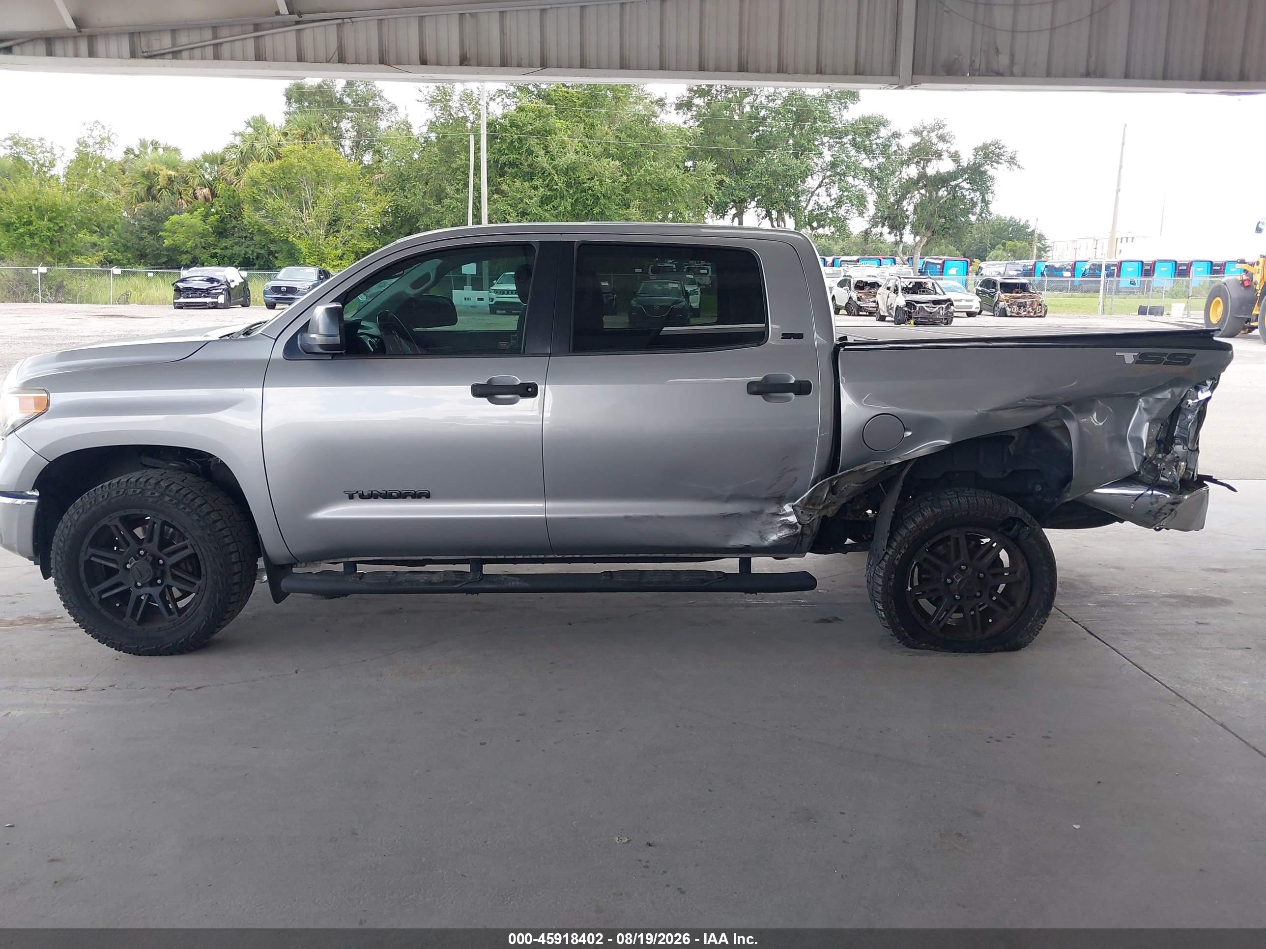 2017 TOYOTA TUNDRA SR5 4.6L V8