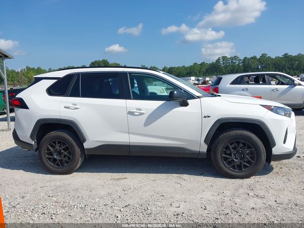 2021 TOYOTA RAV4 LE