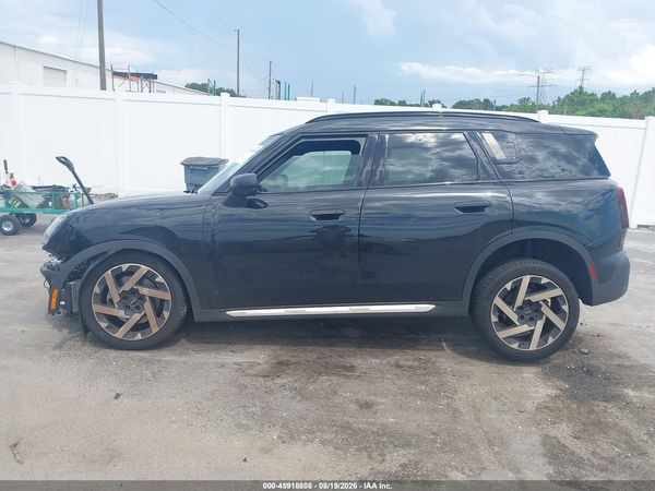 2025 MINI COUNTRYMAN
