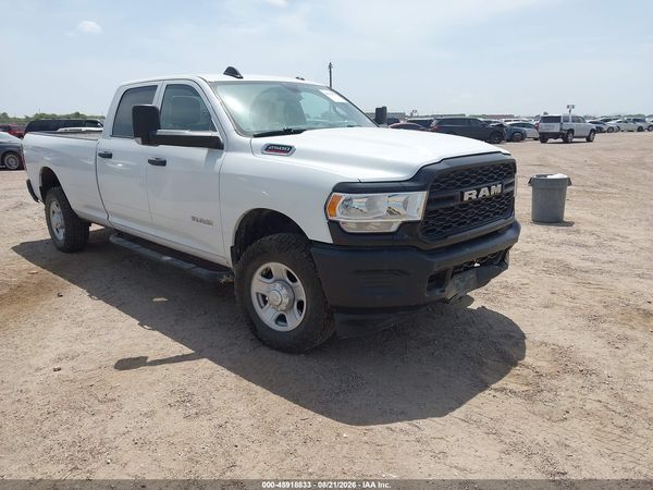 2022 RAM 2500 TRADESMAN  4X4 8' BOX