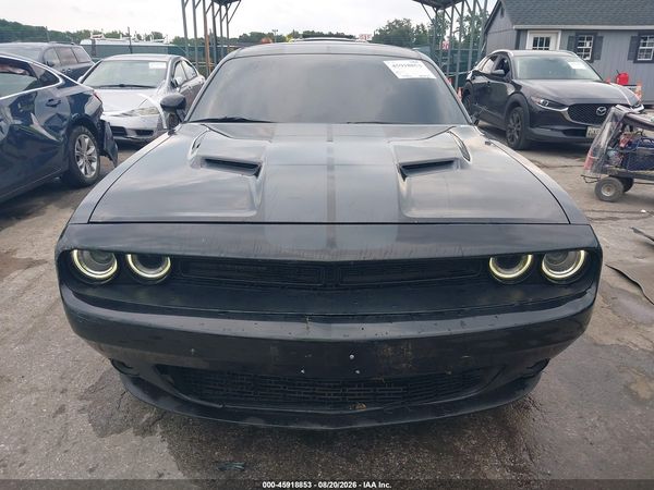 2016 DODGE CHALLENGER SXT