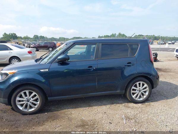 2017 KIA SOUL +