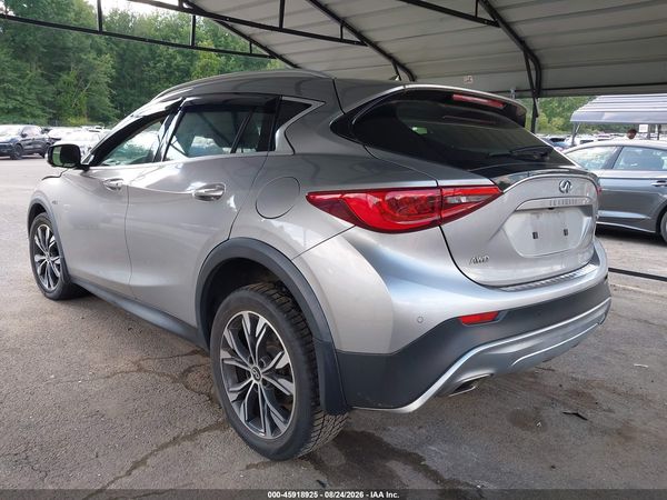 2019 INFINITI QX30 LUXE — I3