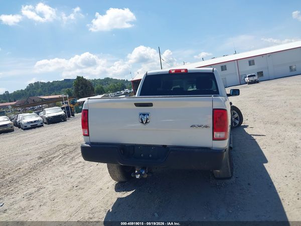 2019 RAM 1500 CLASSIC TRADESMAN  4X4 5'7 BOX — I119