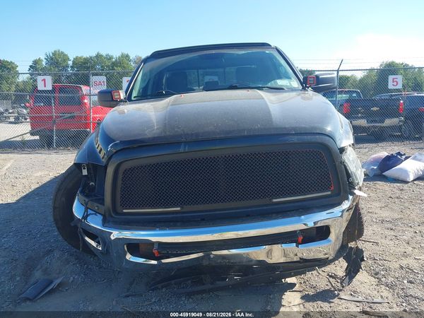 2018 RAM 1500 SLT  4X4 6'4 BOX