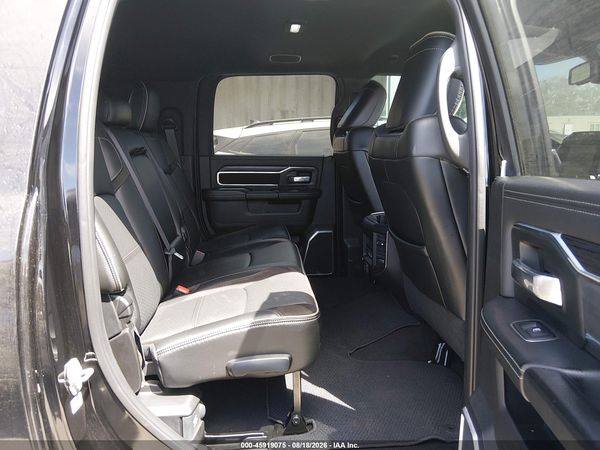 2024 RAM 3500 LARAMIE  4X4 6'4 BOX