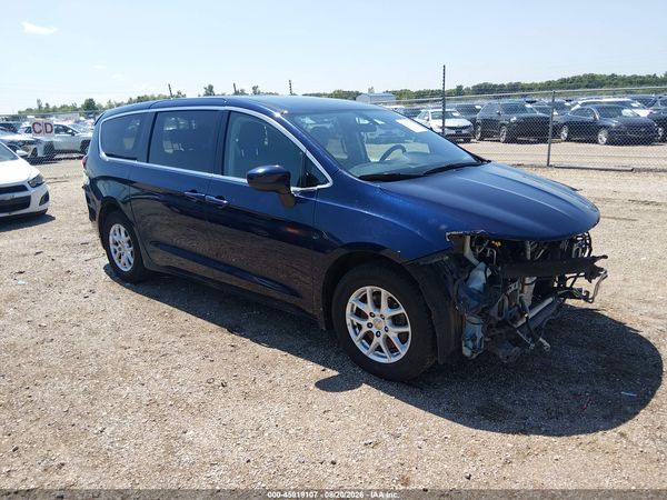 2018 CHRYSLER PACIFICA LX — I1