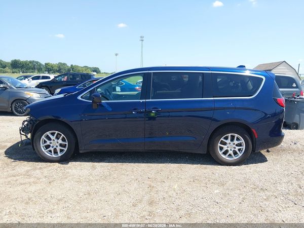 2018 CHRYSLER PACIFICA LX — I117