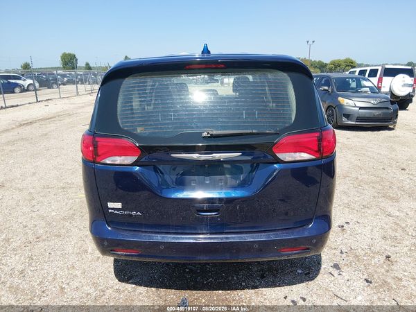 2018 CHRYSLER PACIFICA LX — I119