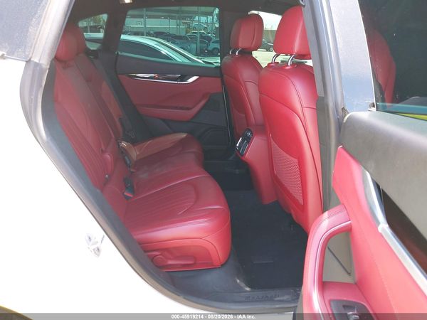 2017 MASERATI LEVANTE — I118