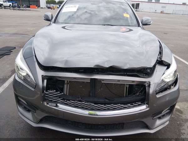 2019 INFINITI Q70 3.7X LUXE