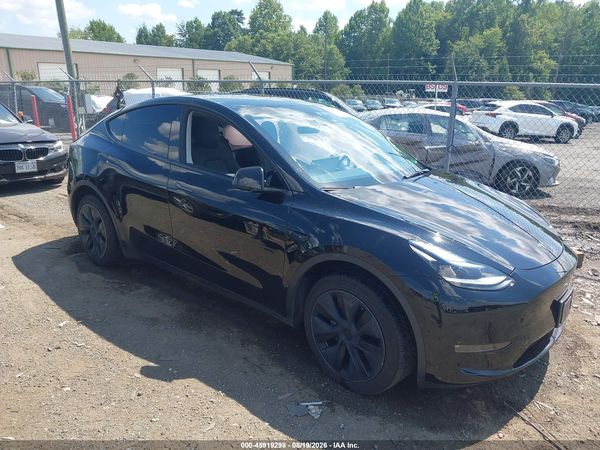 2025 TESLA MODEL Y
